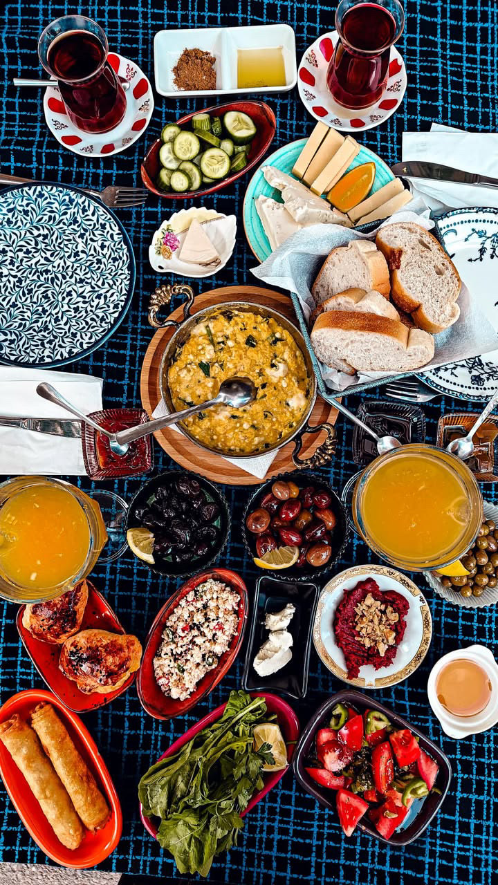 Ada Kahvaltı | Büyükada Serpme Kahvaltı